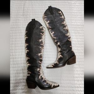 Gianni bini knee high snake print boots